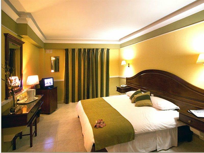 Soreda Hotel Qawra Camera foto