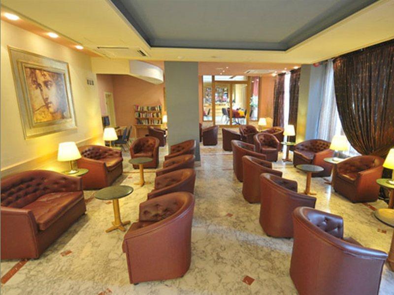 Soreda Hotel Qawra Esterno foto